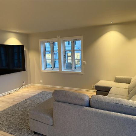 Floro Apartments Hotell エクステリア 写真