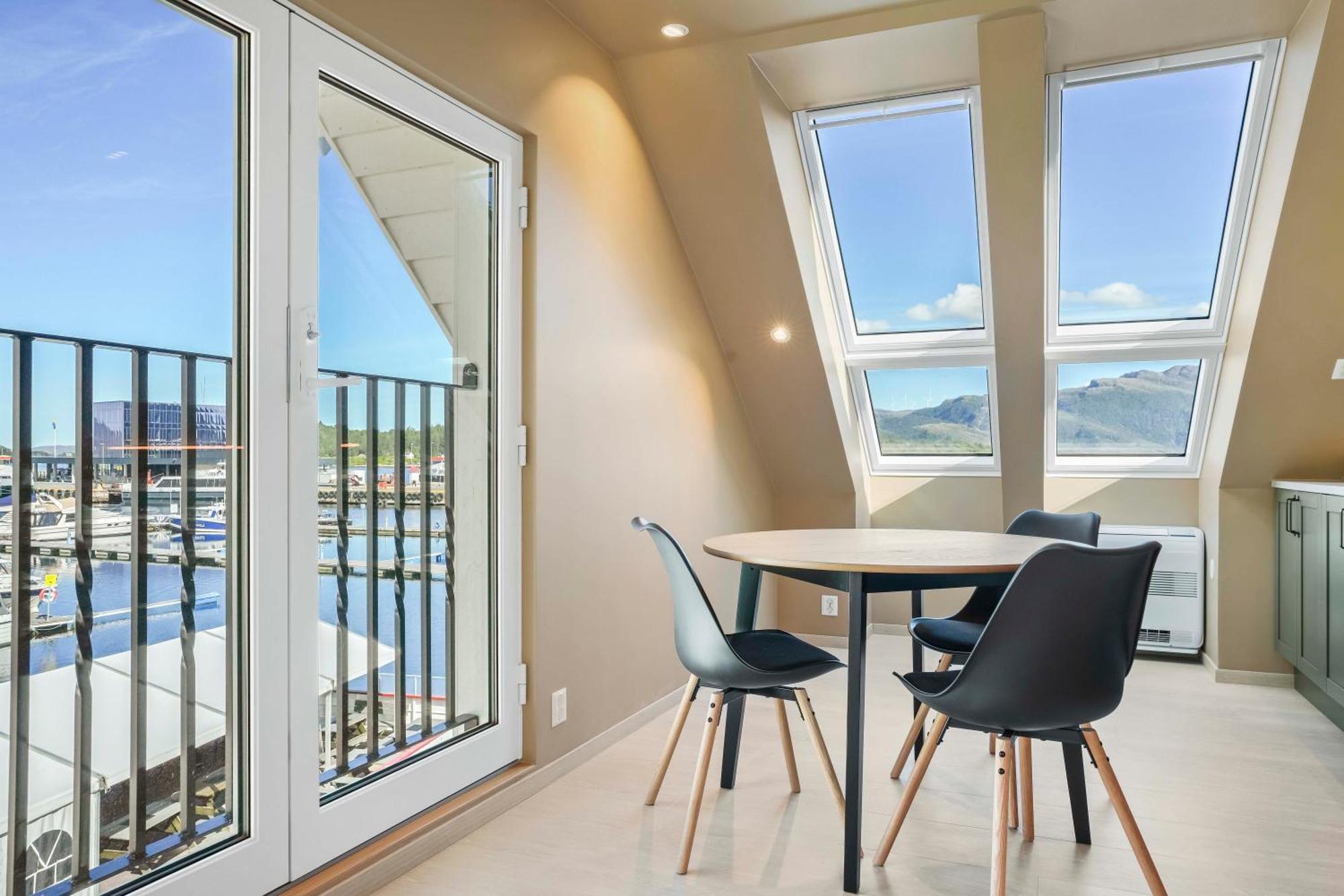 Floro Apartments Hotell エクステリア 写真