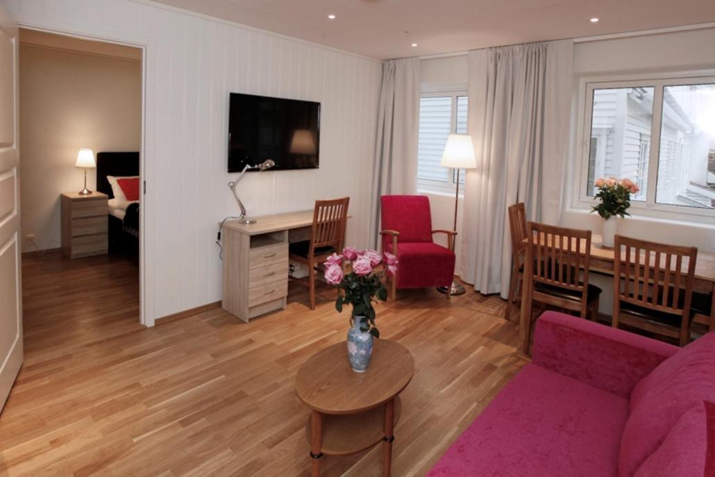 Floro Apartments Hotell エクステリア 写真