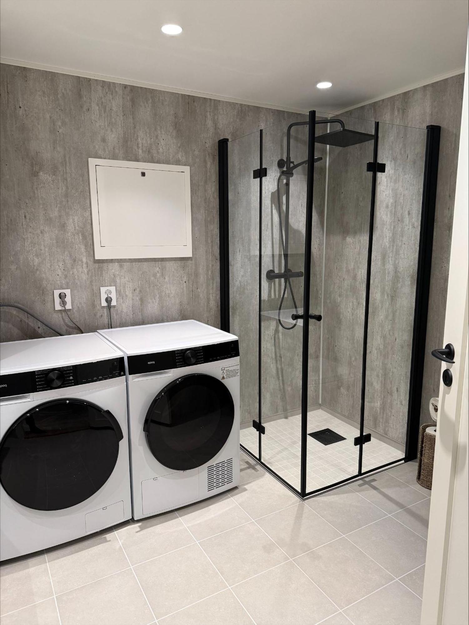 Floro Apartments Hotell エクステリア 写真