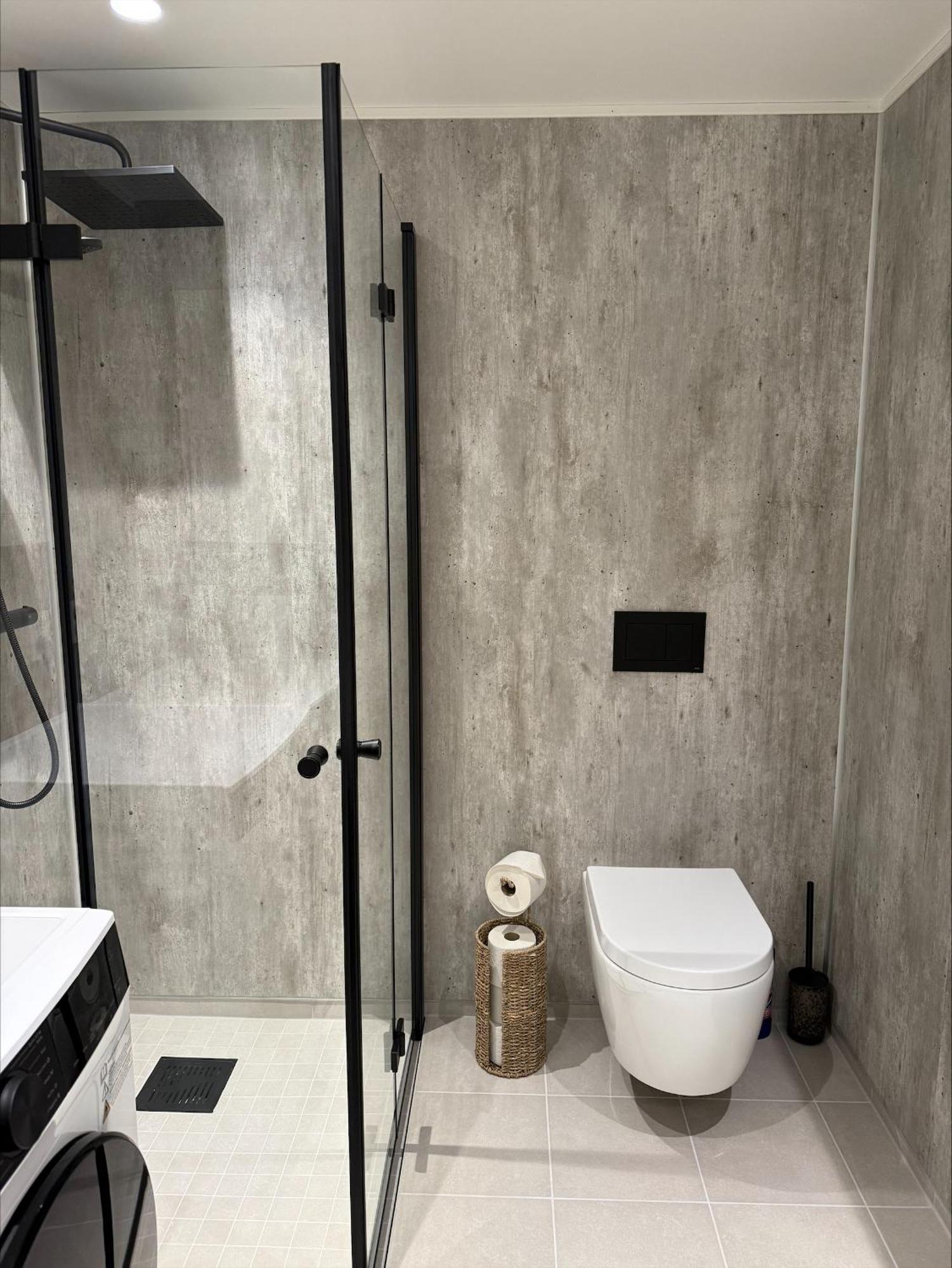 Floro Apartments Hotell エクステリア 写真