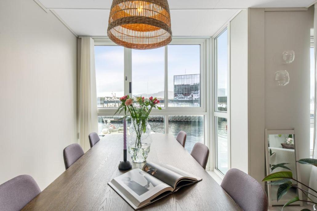 Floro Apartments Hotell エクステリア 写真