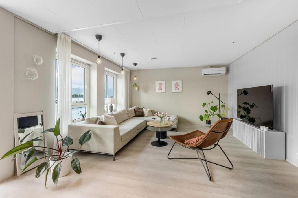 Floro Apartments Hotell エクステリア 写真