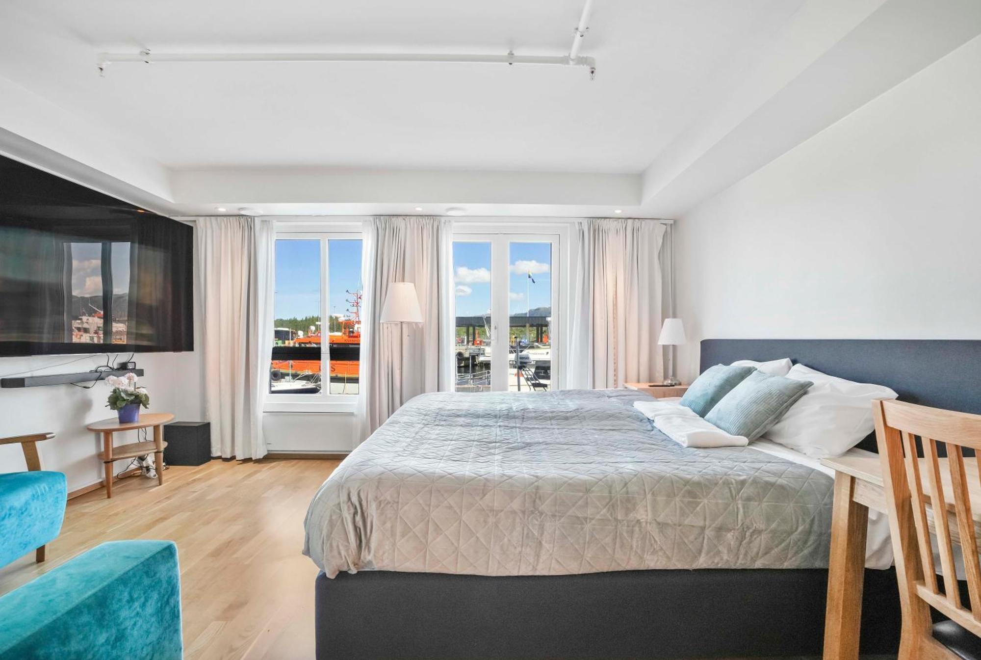Floro Apartments Hotell エクステリア 写真